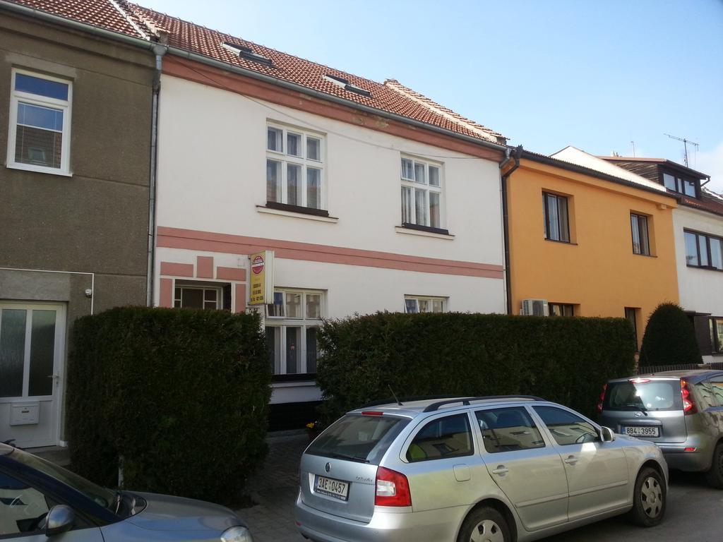 Pension U Dolezalu Brno Exterior foto